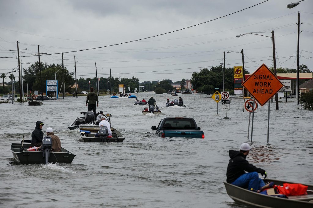 40-hurricane-harvey-floods-disaster-update.ngsversion.1504149695645.adapt.1900.1.jpg