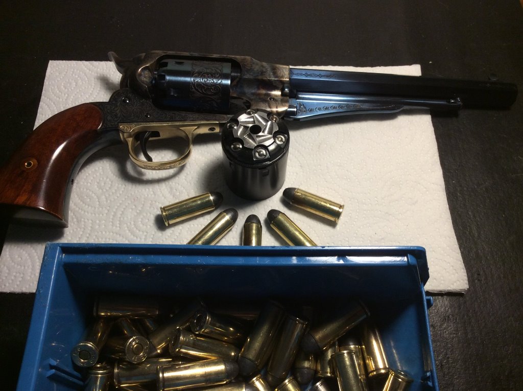 45 colt 230 gr with 5.5 red dot test rounds..jpg