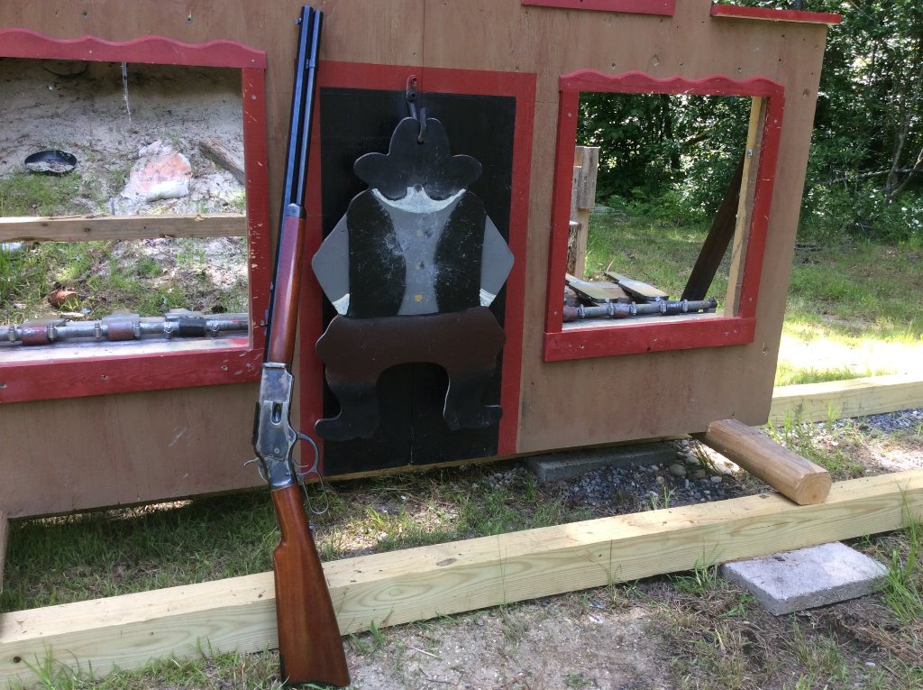 1873 winchester shootin at the saloon.jpg