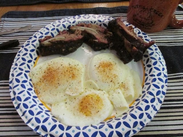 210113 001 eggs and ribs breakfast 002.jpg