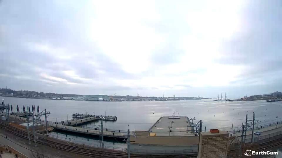 New-London-Harbor-Friday.jpg