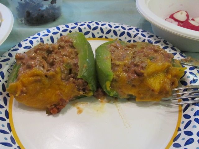 210304 002 stuffed peppers and salad 001.jpg