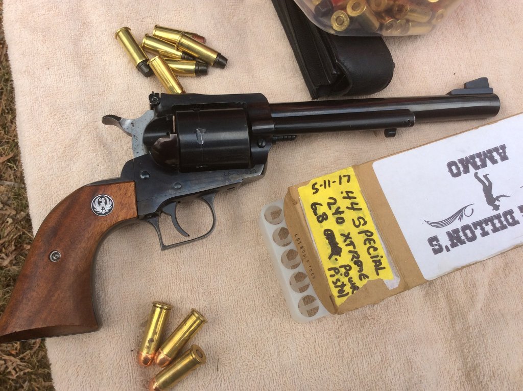 ruger super blackhawk 44 mag.jpg