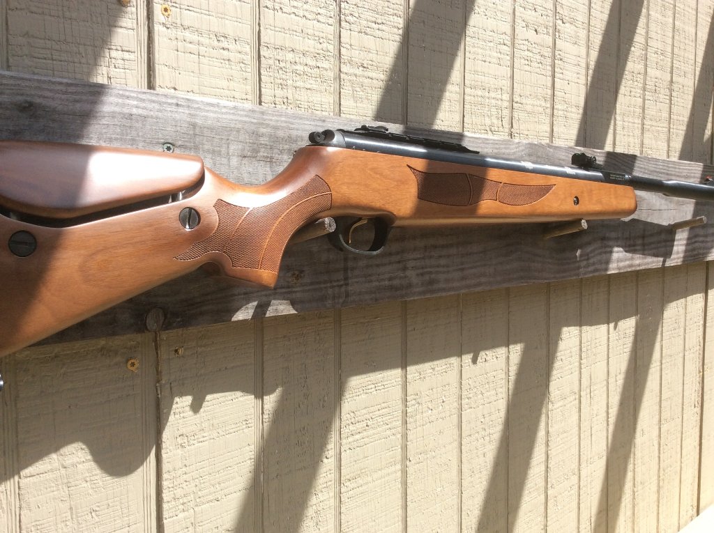 hatsan carnivore 135 air rifle 30 cal.jpg