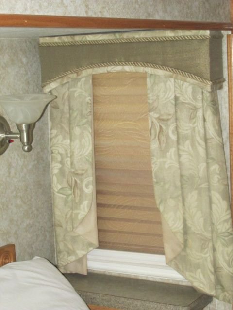 210429 001 OEM bedroom slide curtin 001.jpg
