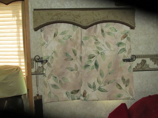 210527 001 rear living aea slide window 001.jpg