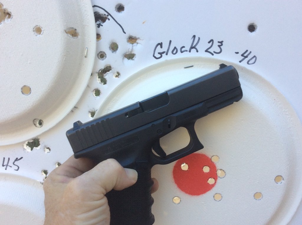 Glock 23  target shots  10 yds..jpg