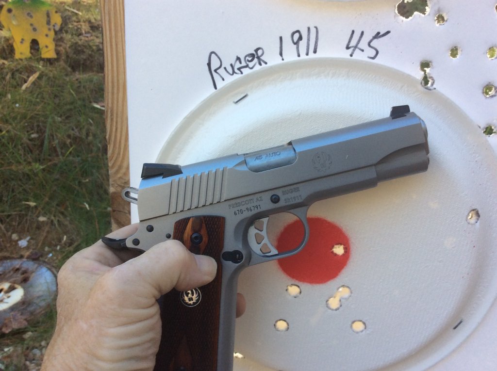 ruger 1911 Cmd  target   10 yds.jpg
