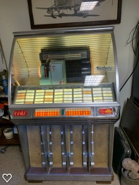 Juke Box.jpg