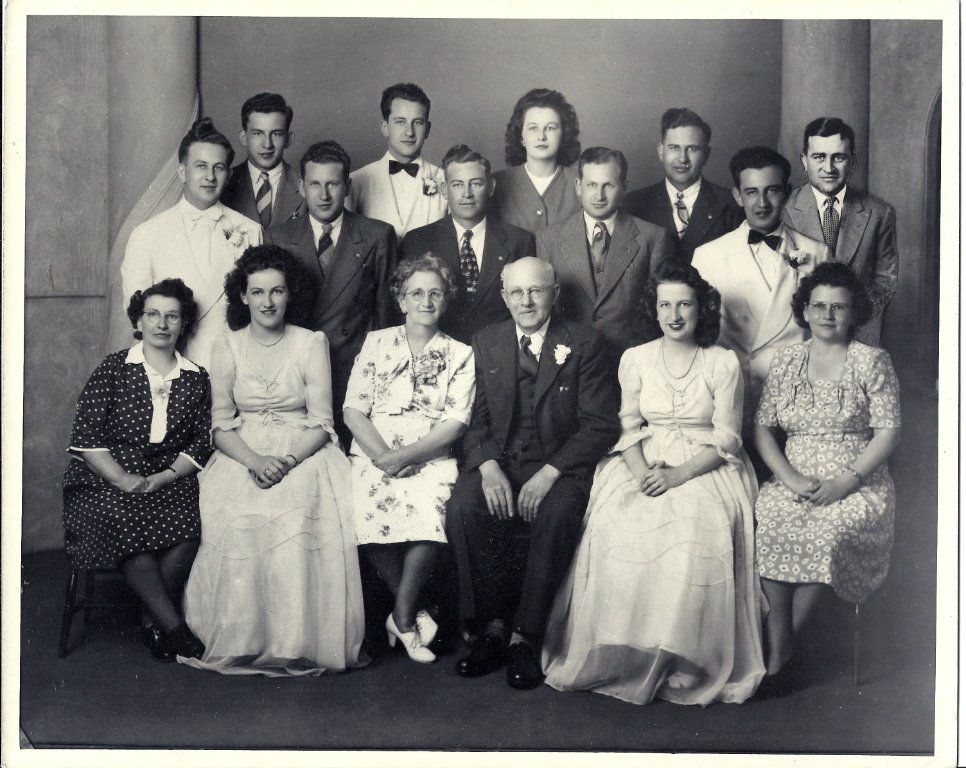 Harry and Edna Cooper Family resized.jpg