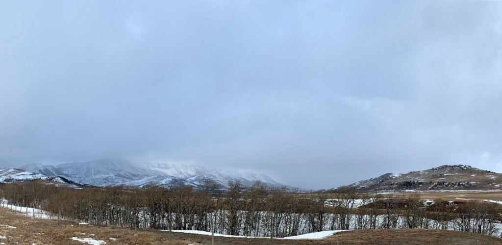 Feb 27th Livingston Range Snow Coming.jpg