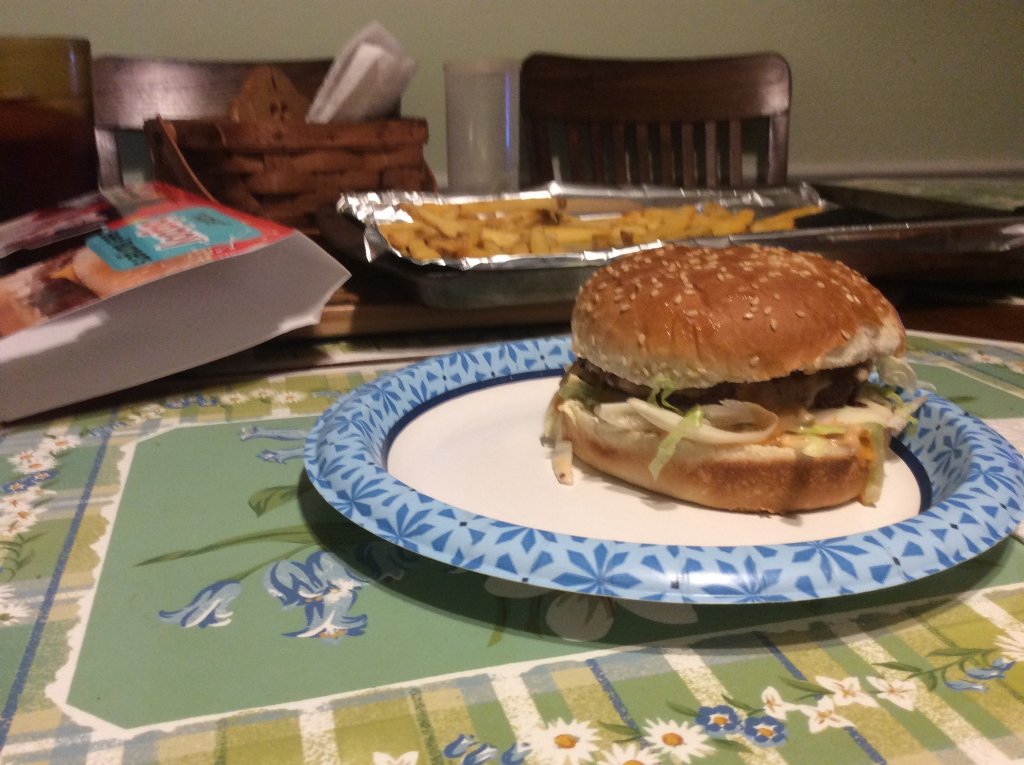 a single Shoney's burger for Margie..jpg