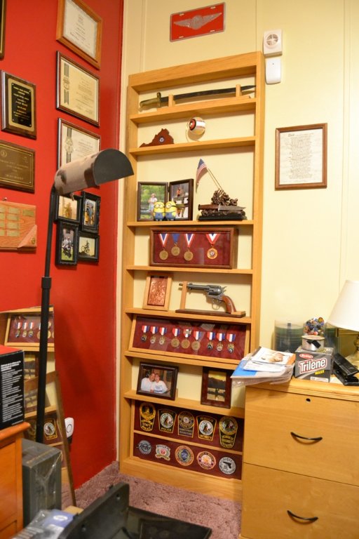 06 custom shelf.jpg