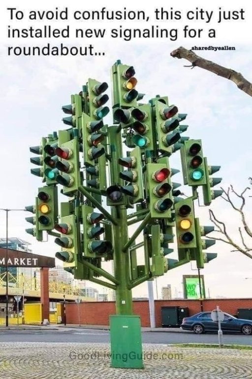 round a bout traffic light.jpg