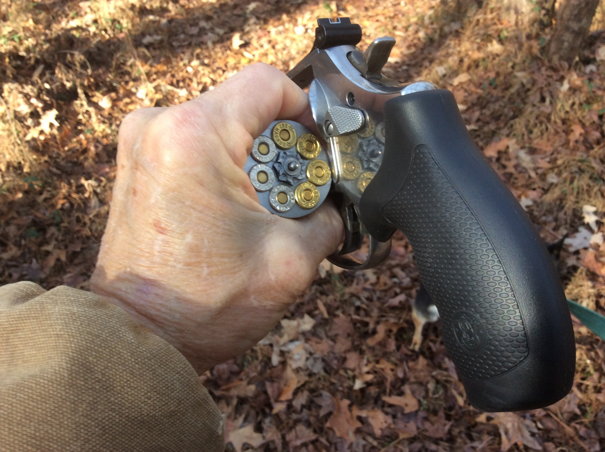 Smith 686 with 7 shots of 357 for the trail.jpg