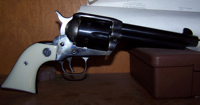 ruger vaquero  45 Colt & 45 ACP.jpg