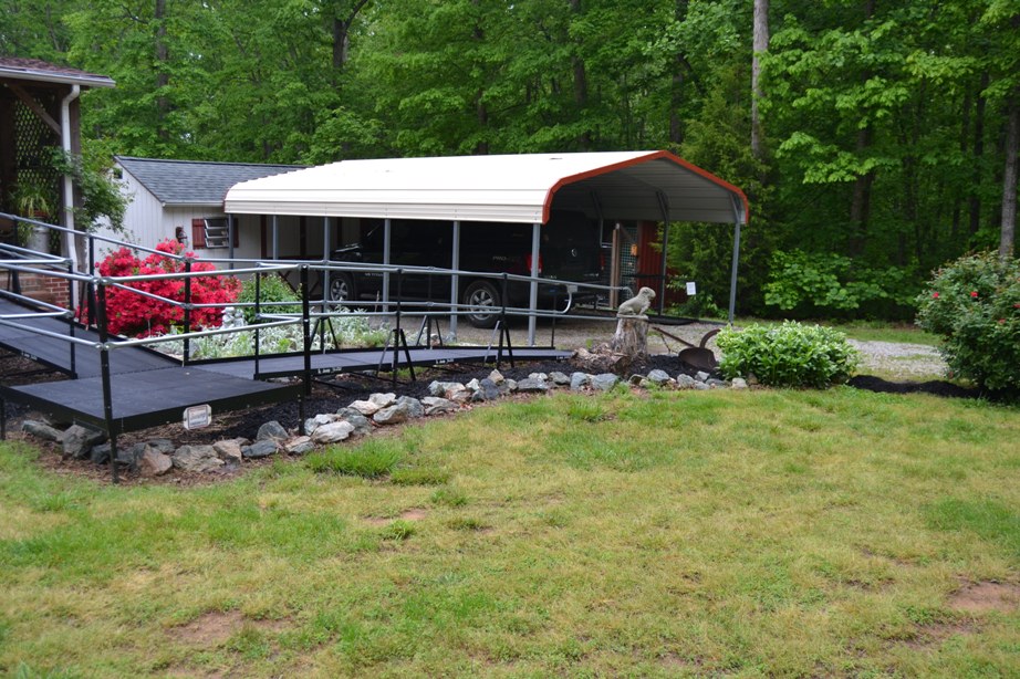 ramp bed mulched.jpg