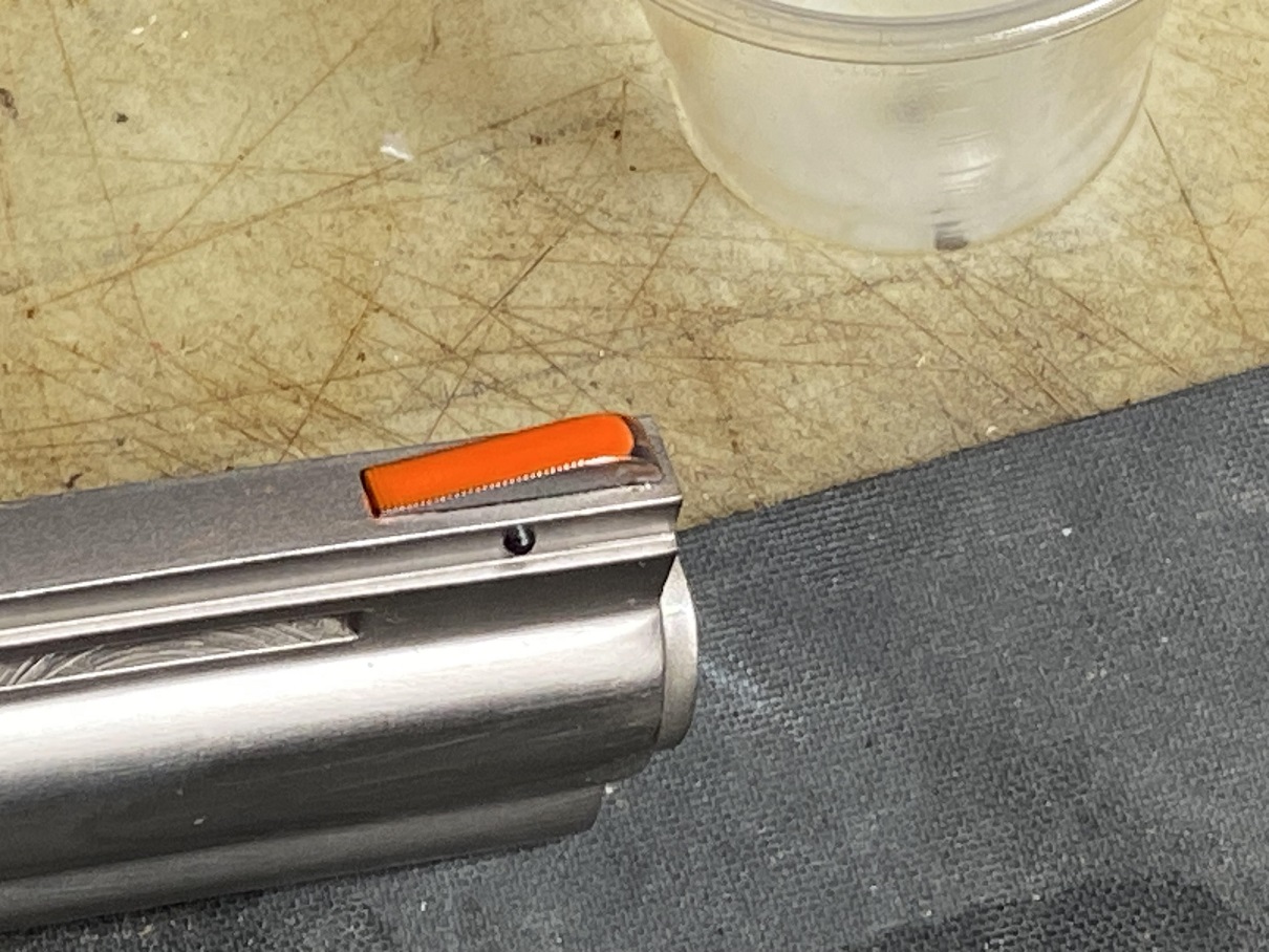 06 painted front sight.jpg