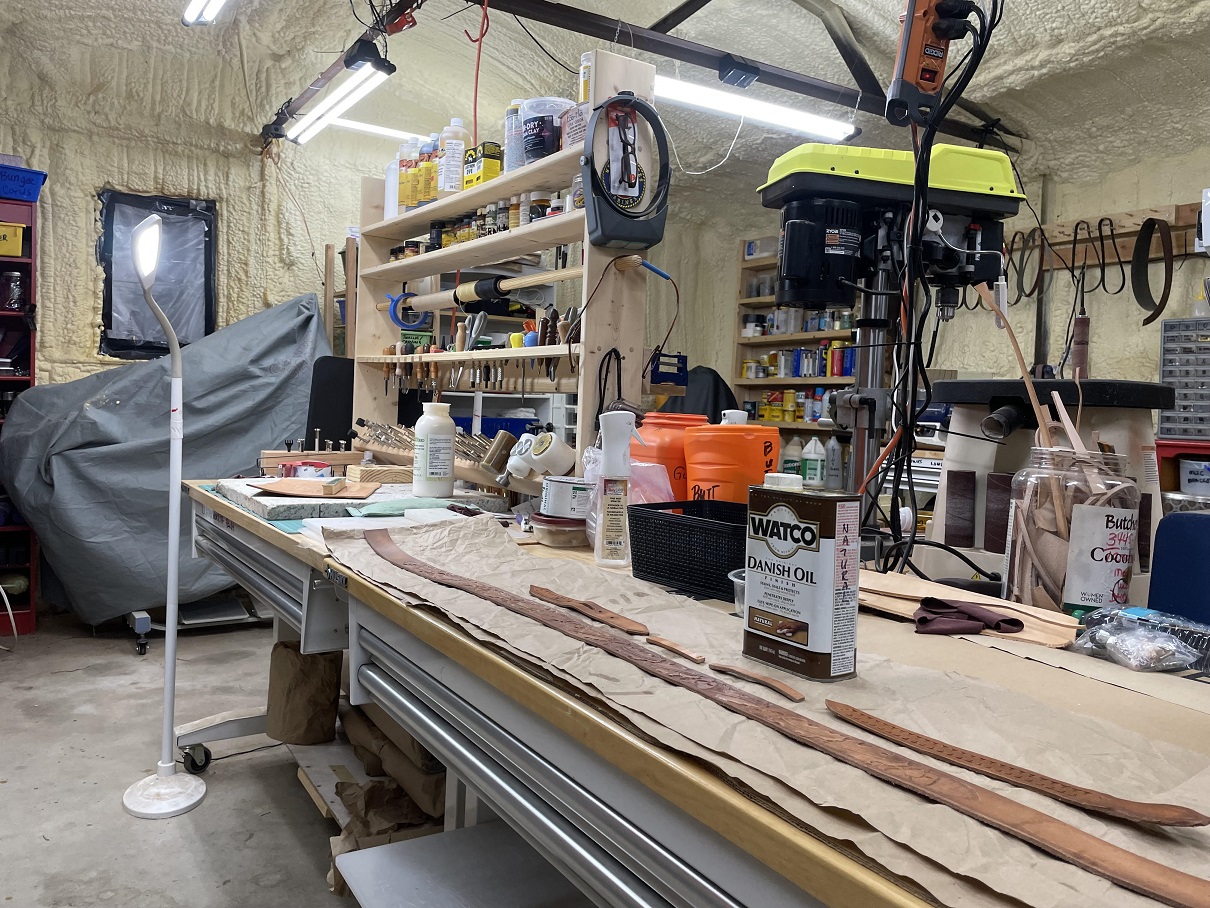 18 add cutting slash work bench.jpg