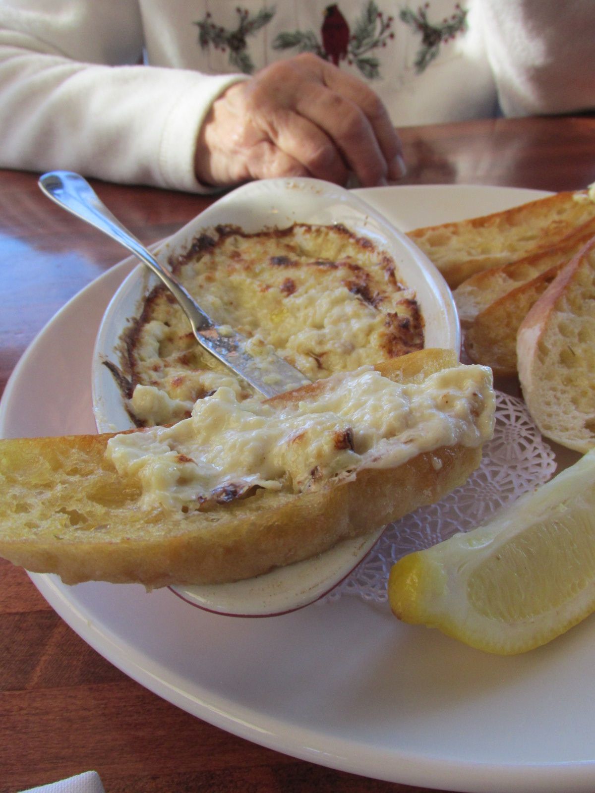 241212 006 hot crab dip appetizer 002.jpg