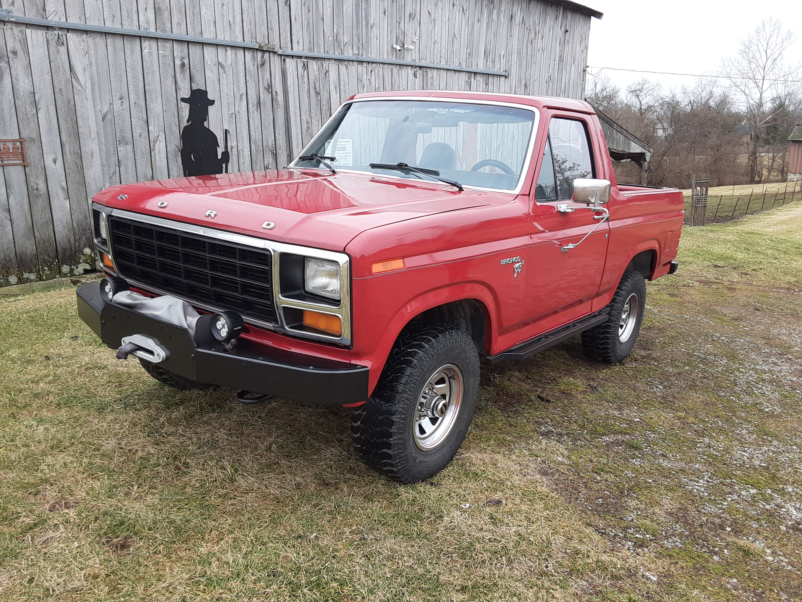 Bronco left front corner more side.jpg