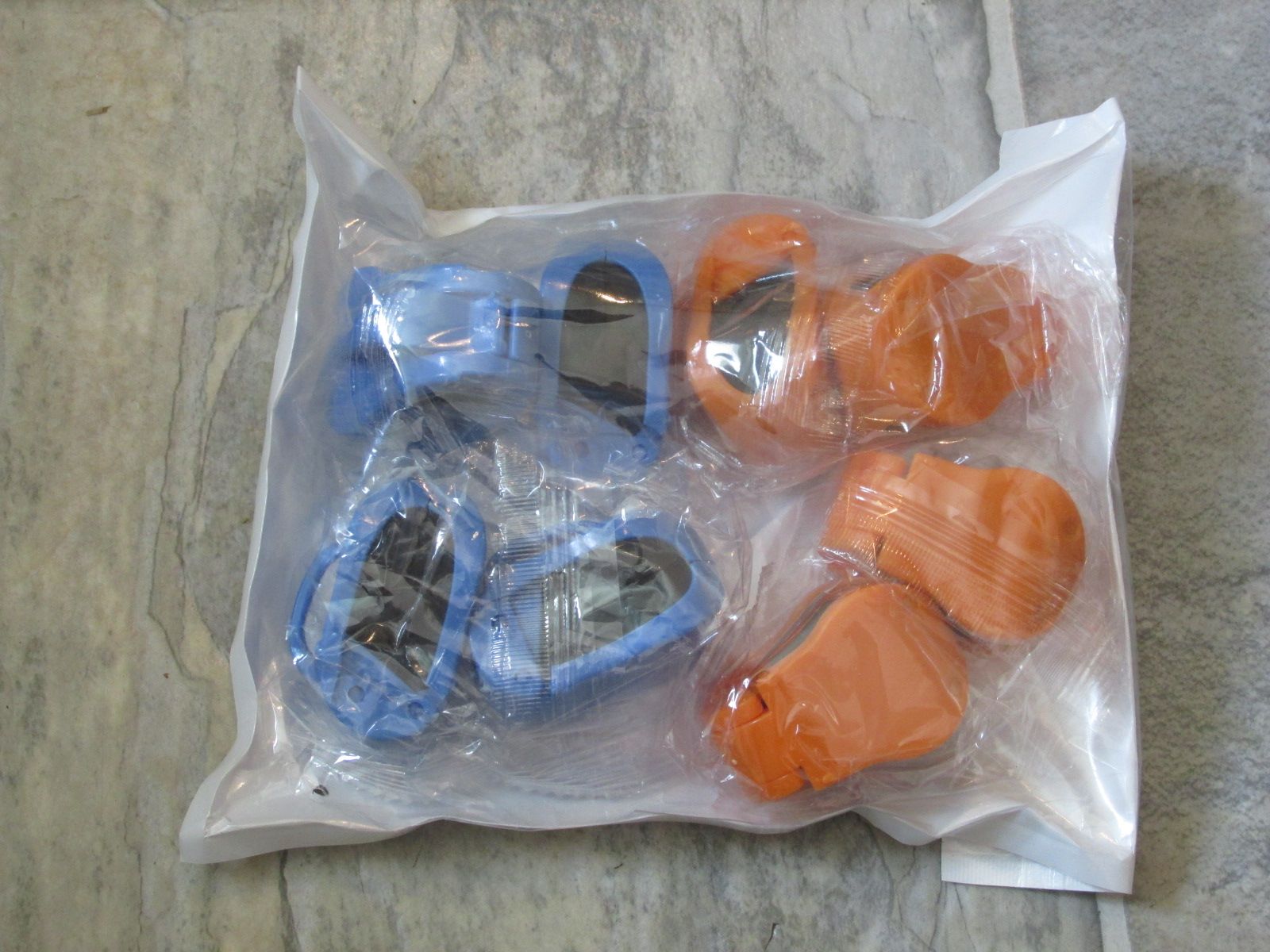 260330 001 rod holder clips 001.jpg