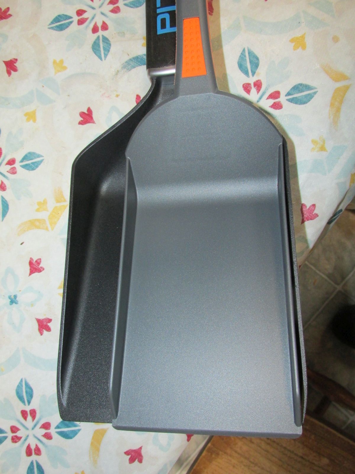 260506 001 Grub Shovel 004a.jpg