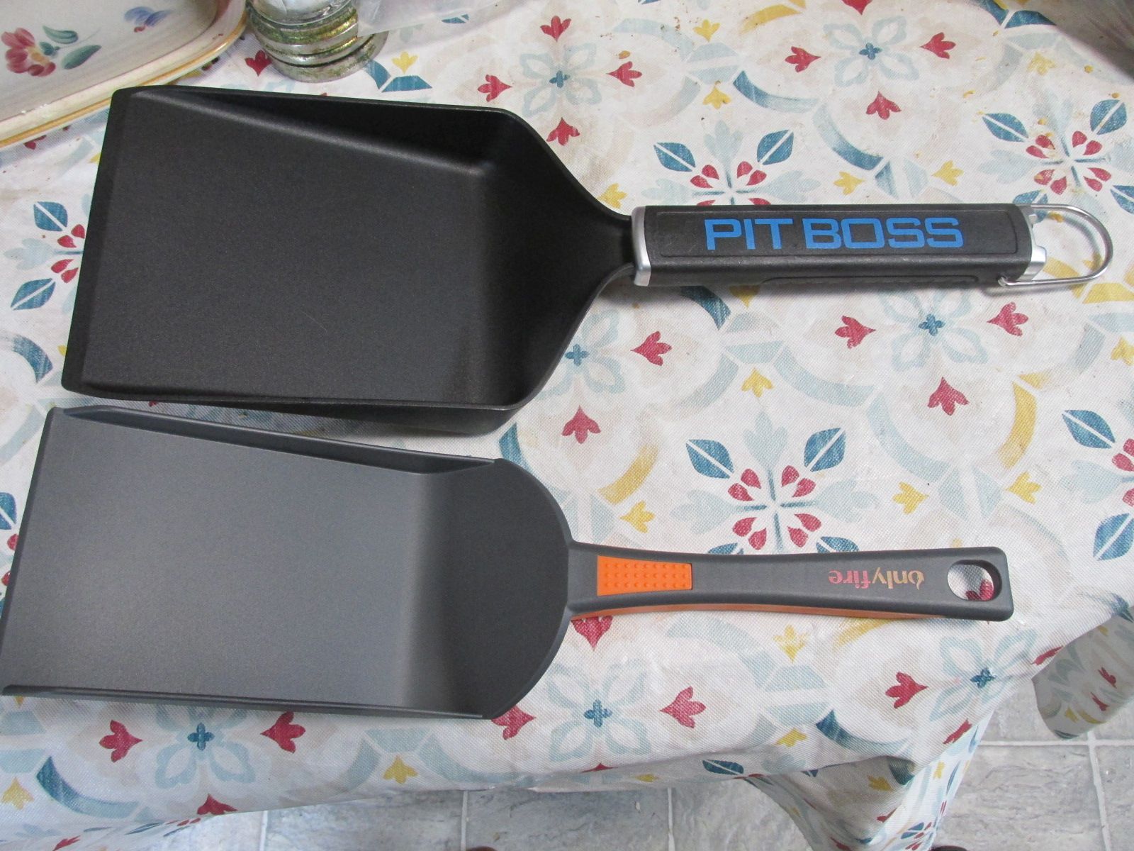 260506 001 Grub Shovel 003.jpg