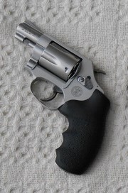 S_W 637 .38 Special plus P, Performance Center_solo.jpg